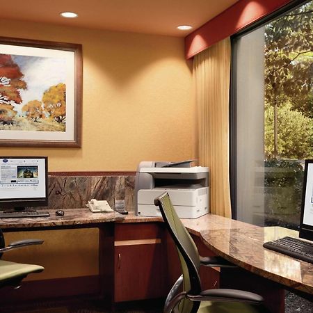Hampton Inn - York Exterior photo