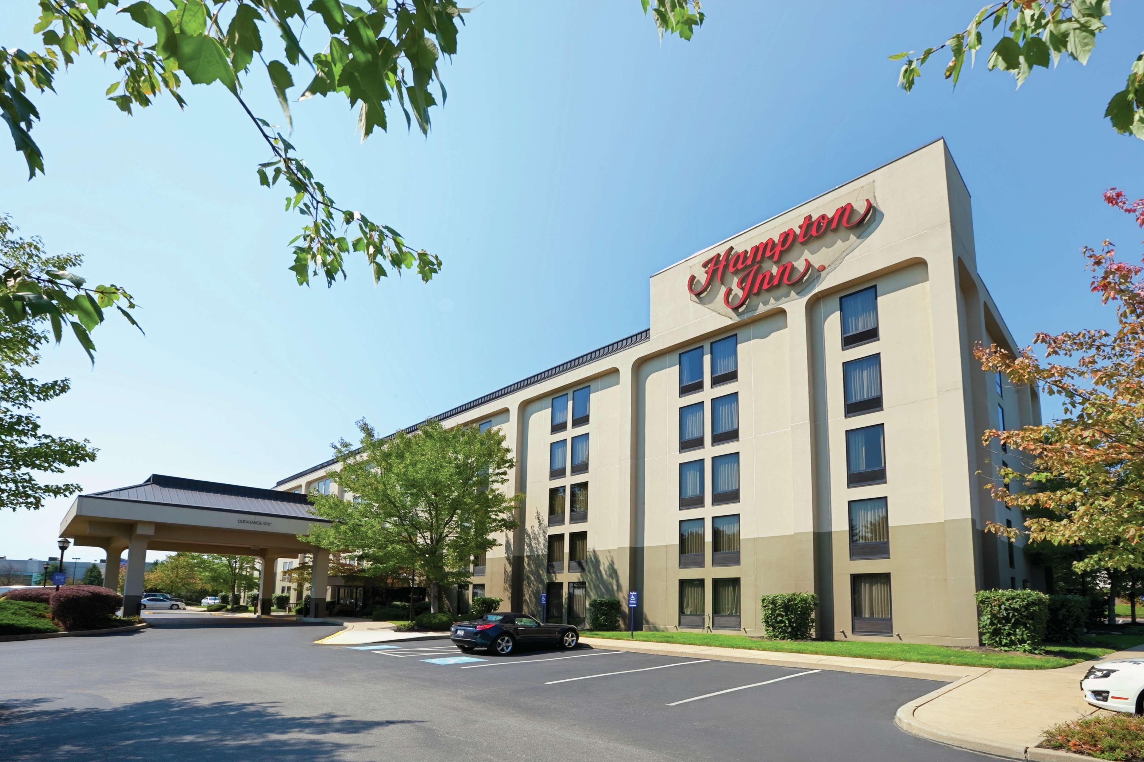 Hampton Inn - York Exterior photo
