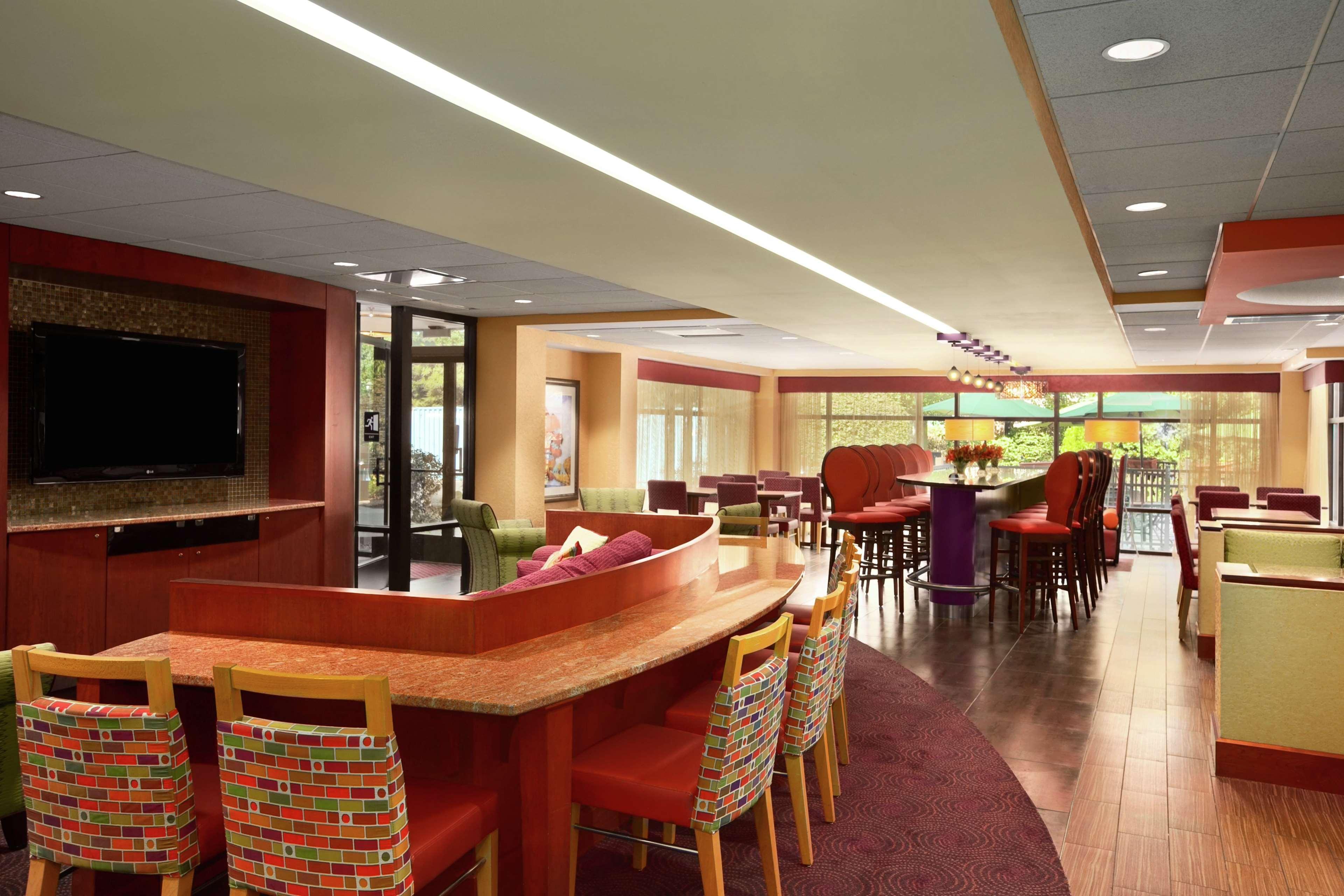 Hampton Inn - York Exterior photo