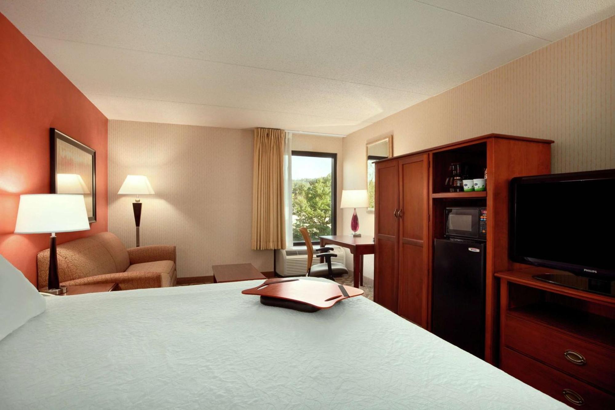 Hampton Inn - York Exterior photo