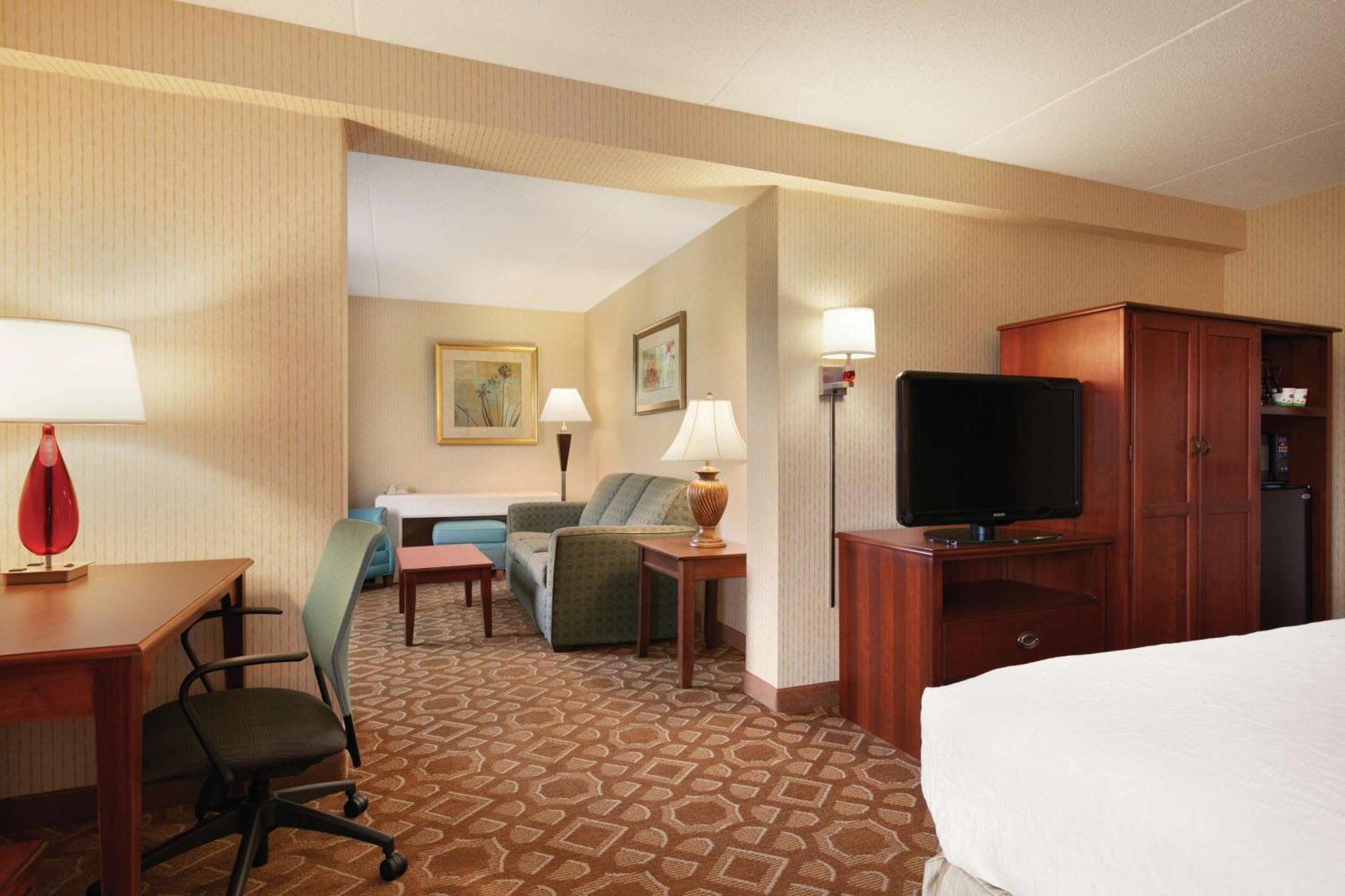 Hampton Inn - York Exterior photo