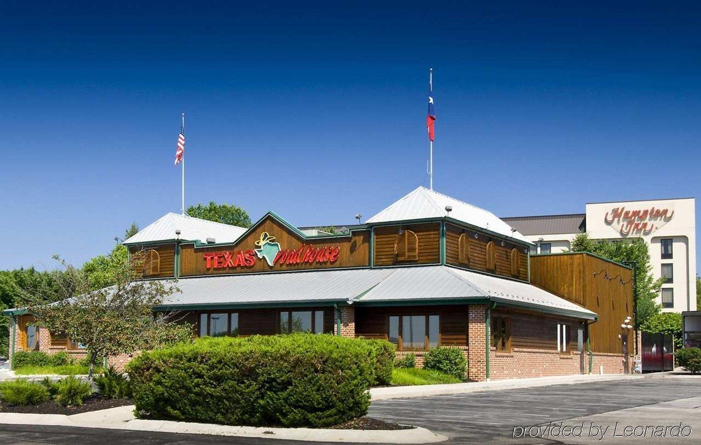 Hampton Inn - York Exterior photo